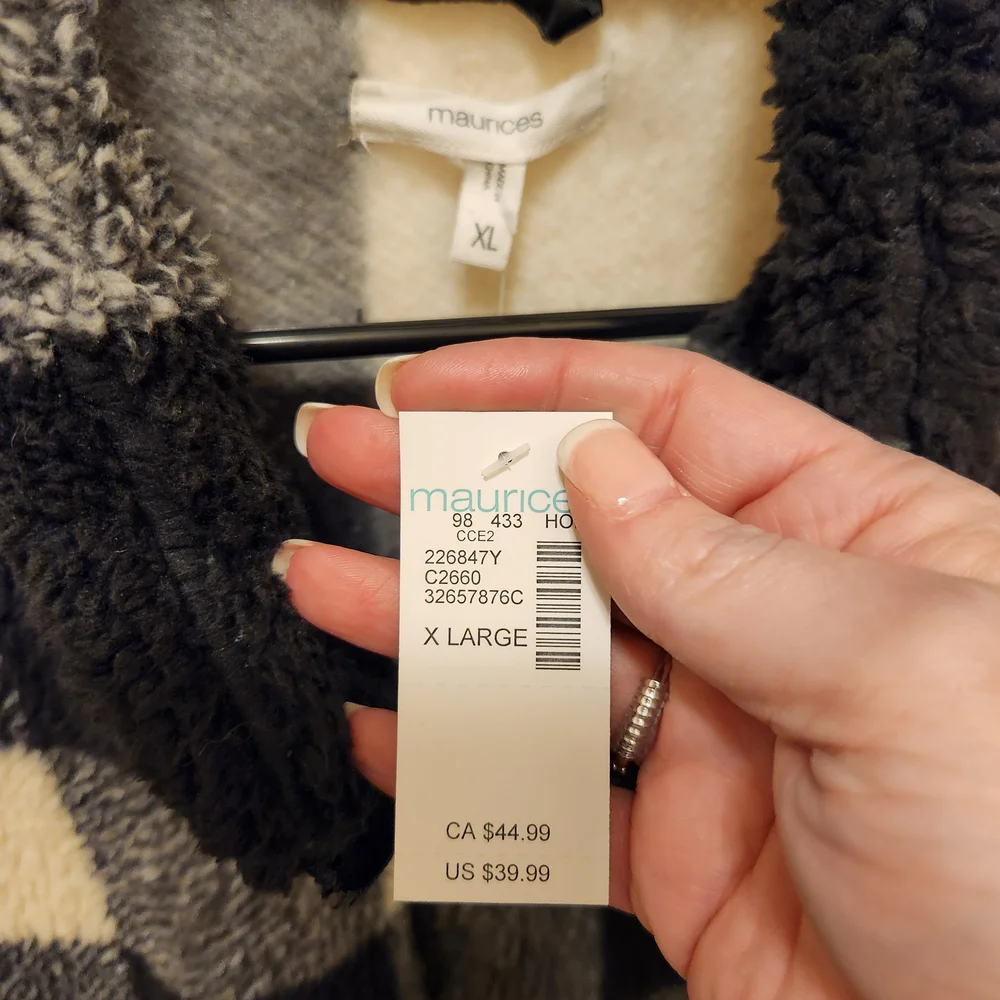 Maurices Charcoal and Cream Fleece Vest - Picture 2 of 2